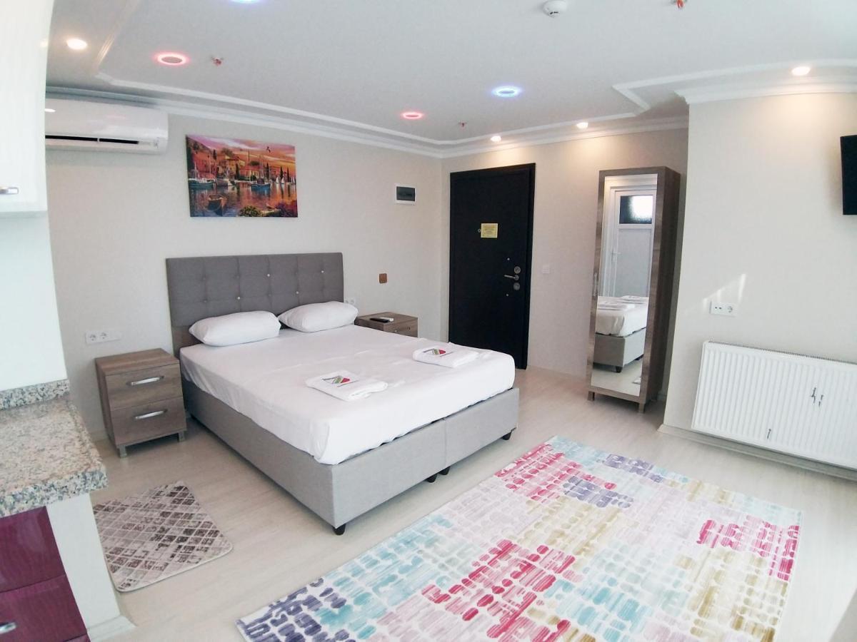 Golden Fish Hotel Batumi Exterior foto